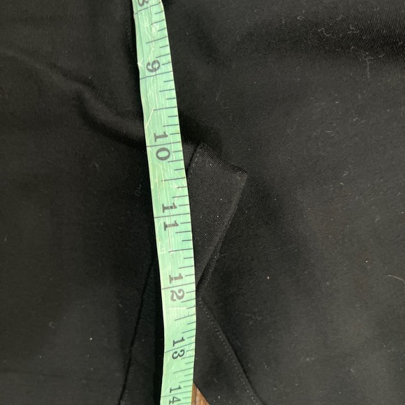 QUINCE Ultra Stretch Ponte Straight Leg Black Pants Size Medium - Picture 11 of 12